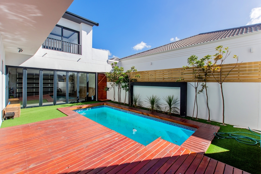 3 Bedroom Property for Sale in Sandy Point Western Cape